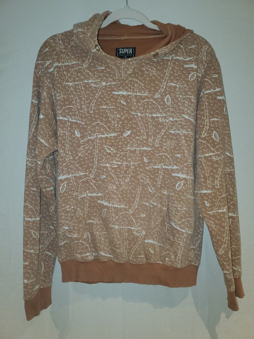 Super Massive Mushroom Print Hoodie Small